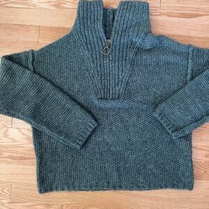 Universal threads 1/4 zip
